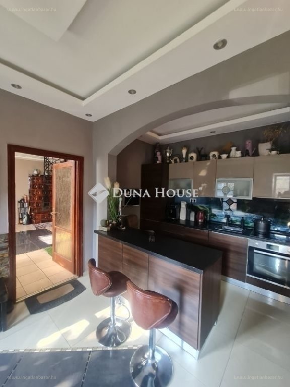 5 bed · 148m² · Családi ház · 219.900.000 ft