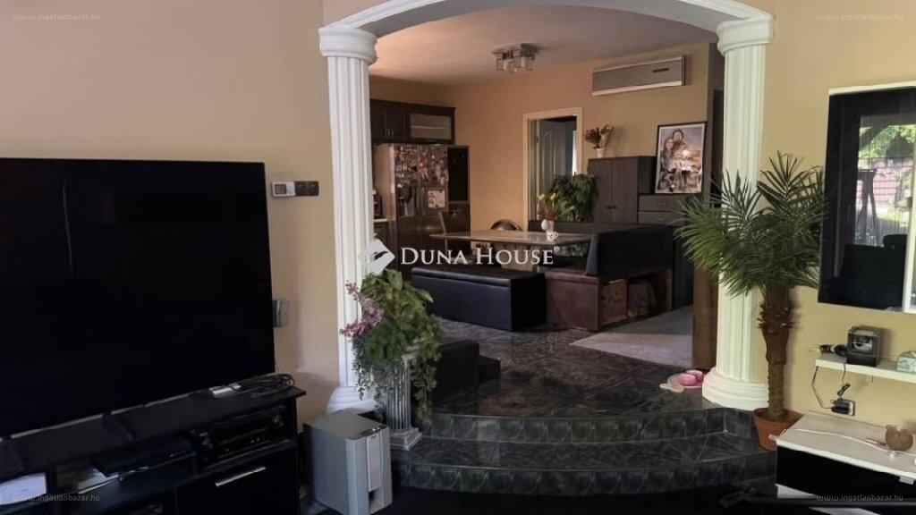 4 bed · 190m² · Lakás · 135.000.000 ft