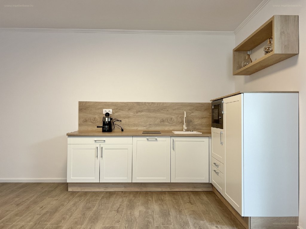 Belváros, Kaposvár, ingatlan, kiadó, lakás, 65 m2