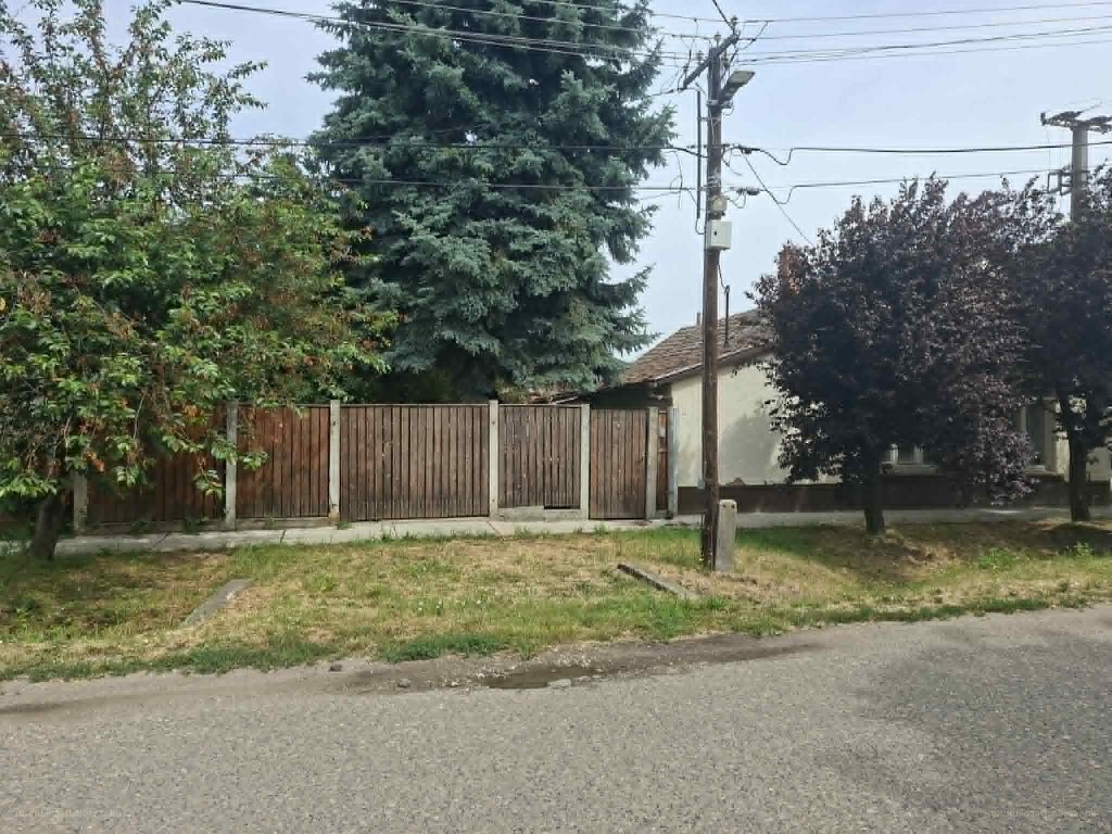 4 bed · 94m² · Családi ház · 10.000.000 ft