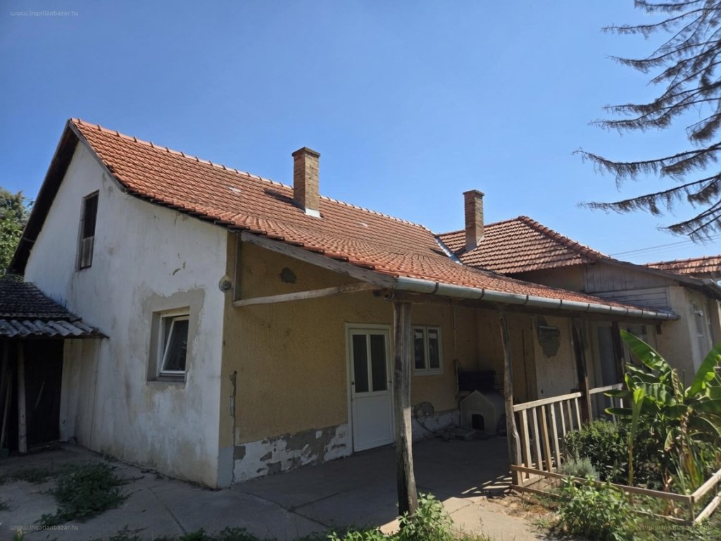 4 bed · 100m² · Ház · 32.000.000 ft