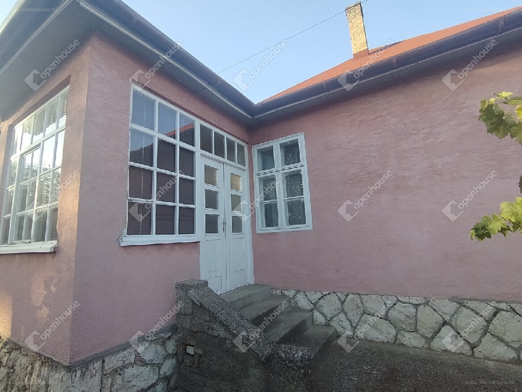 Ház · 4 hálószoba · 140 m² · 39.990.000 Ft