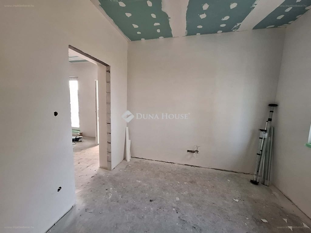 4 bed · 80m² · Családi ház · 87.500.000 ft
