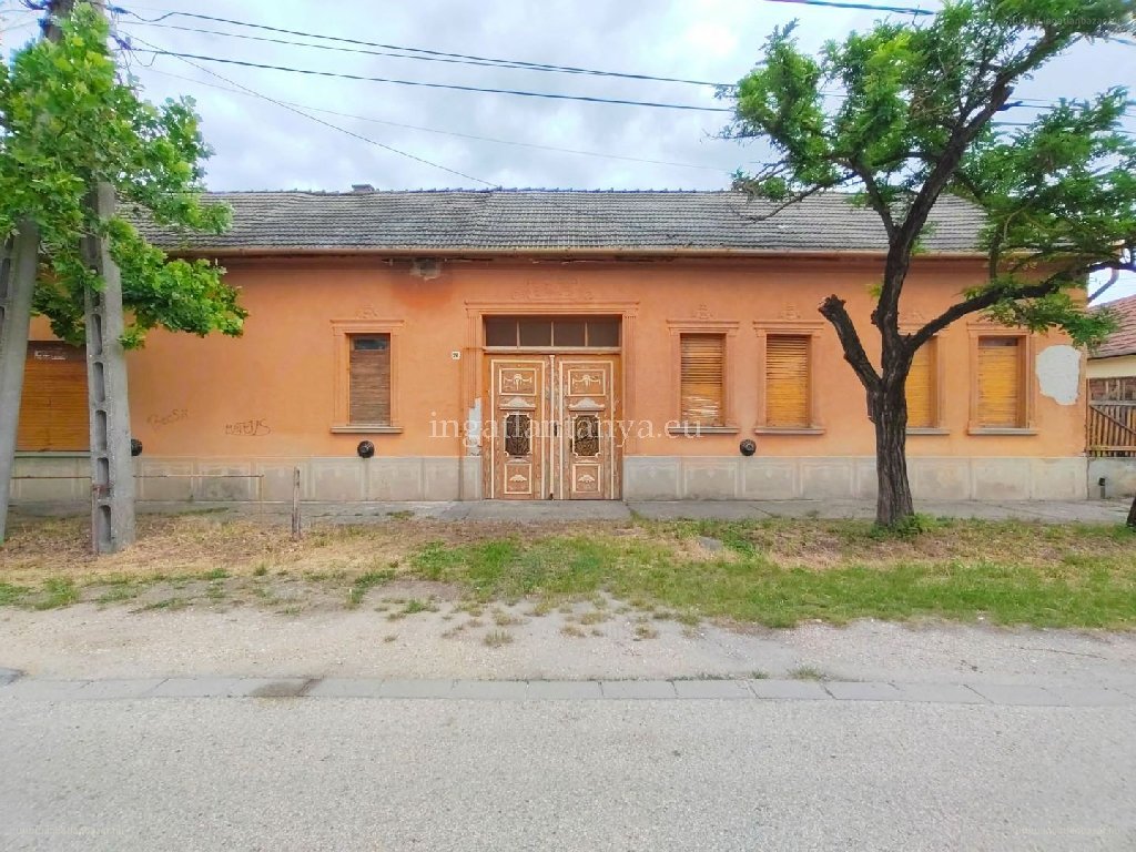 6 bed · 170m² · Családi ház · 90.000.000 ft