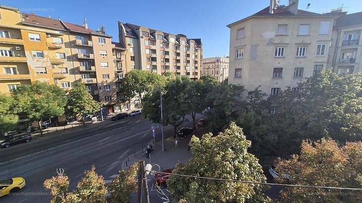 Lakás · 3 hálószoba · 99 m² · 60.000.000 Ft