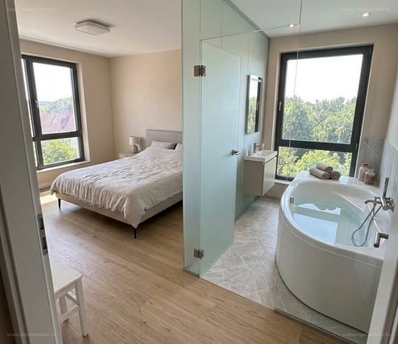 Lakás · 3 hálószoba · 70 m² · 72.000.000 Ft