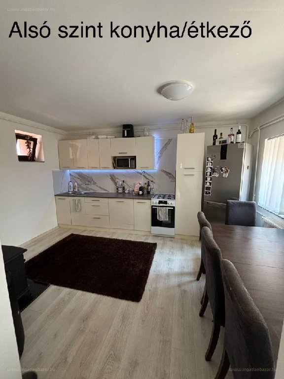 4 bed · 180m² · Családi ház · 63.000.000 ft