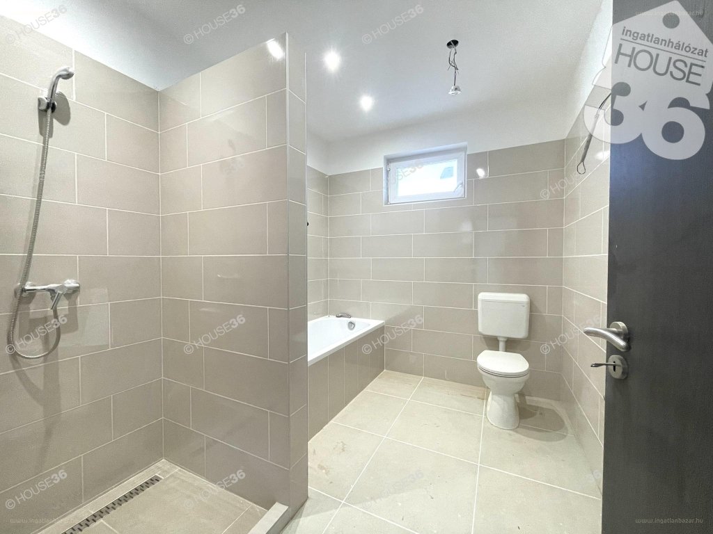 4 bed · 108m² · Családi ház · 117.000.000 ft