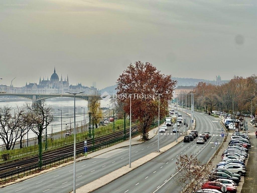 3 bed · 76m² · Lakás · 115.000.000 ft