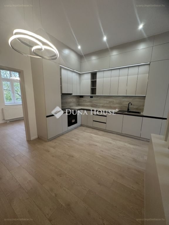 Lakás · 3 hálószoba · 66 m² · 79.000.000 Ft