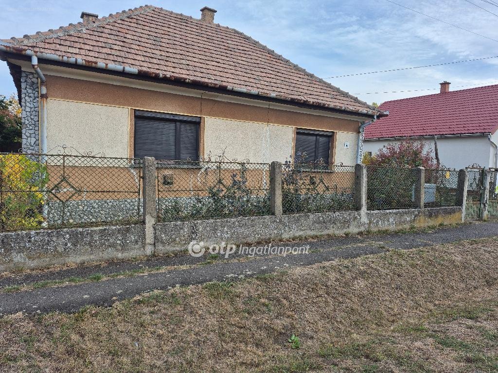 Ház · 2 hálószoba · 70 m² · 8.000.000 Ft