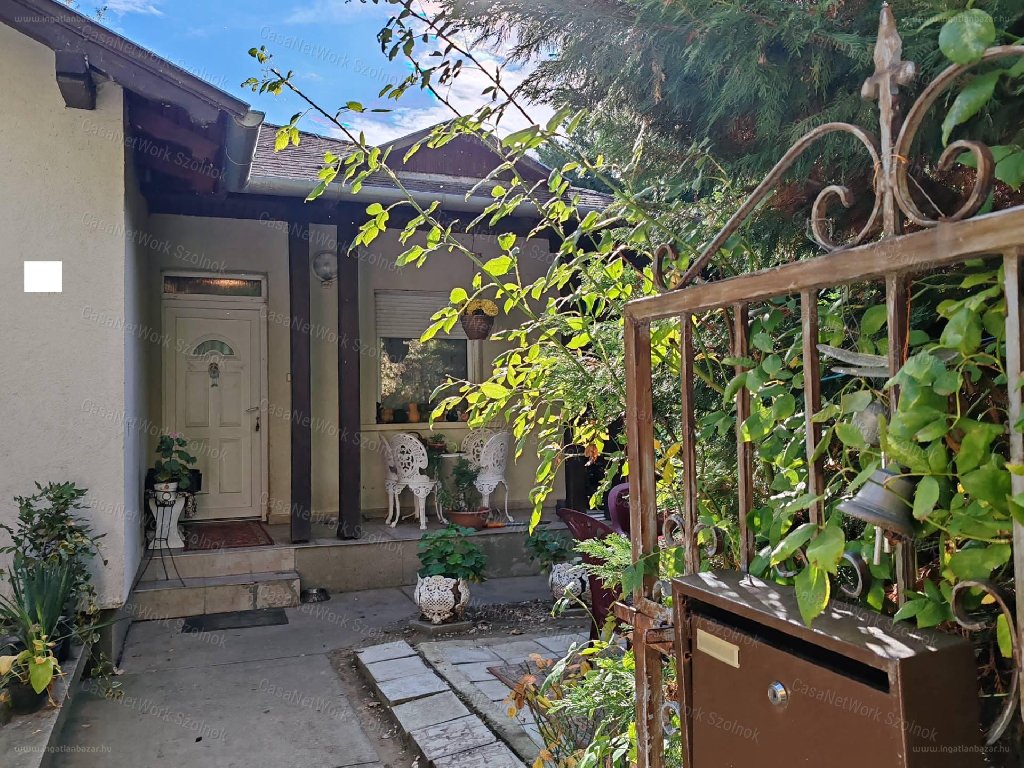 3 bed · 98m² · Családi ház · 54.900.000 ft