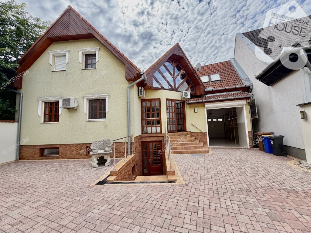 9 bed · 162m² · Családi ház · 169.000.000 ft