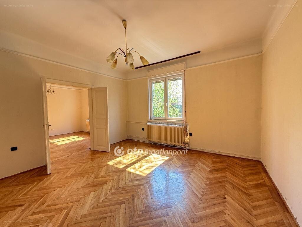 Ház · 8 hálószoba · 235 m² · 104.900.000 Ft