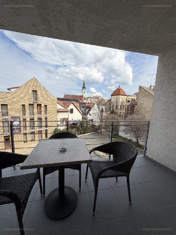 3 bed · 111m² · Lakás · 89.900.000 ft