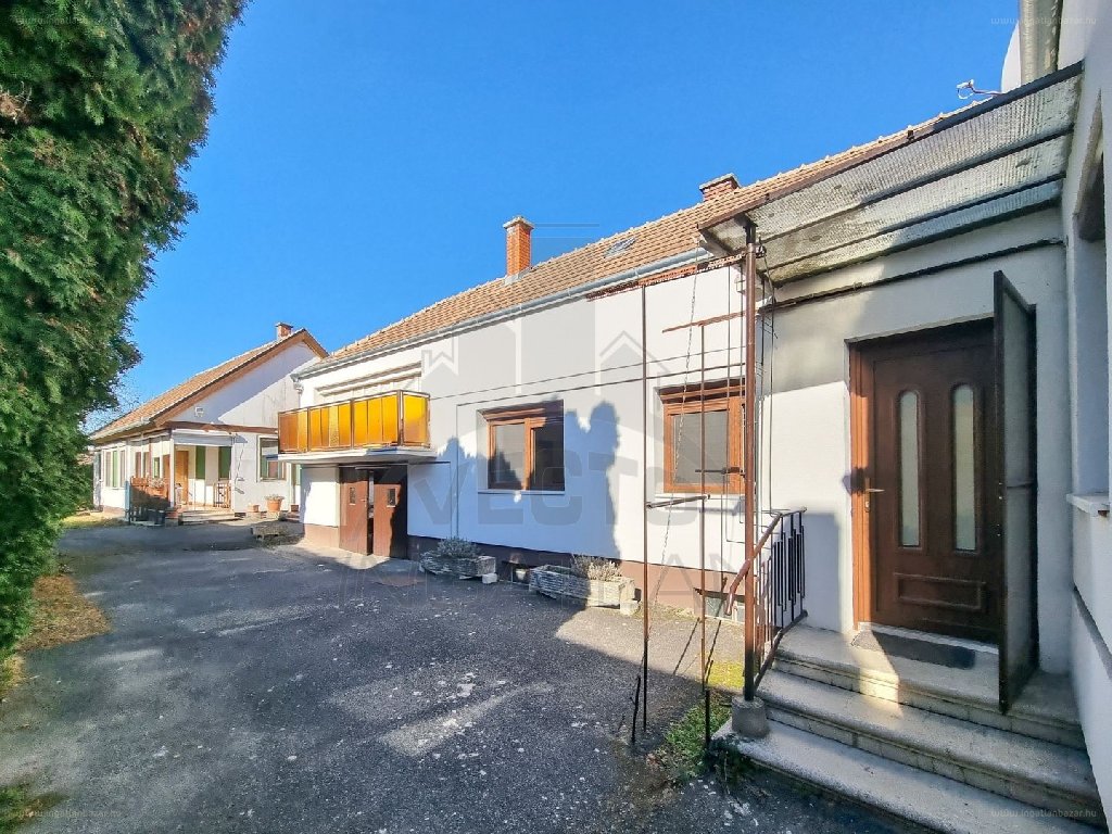 4 bed · 200m² · Családi ház · 89.000.000 ft