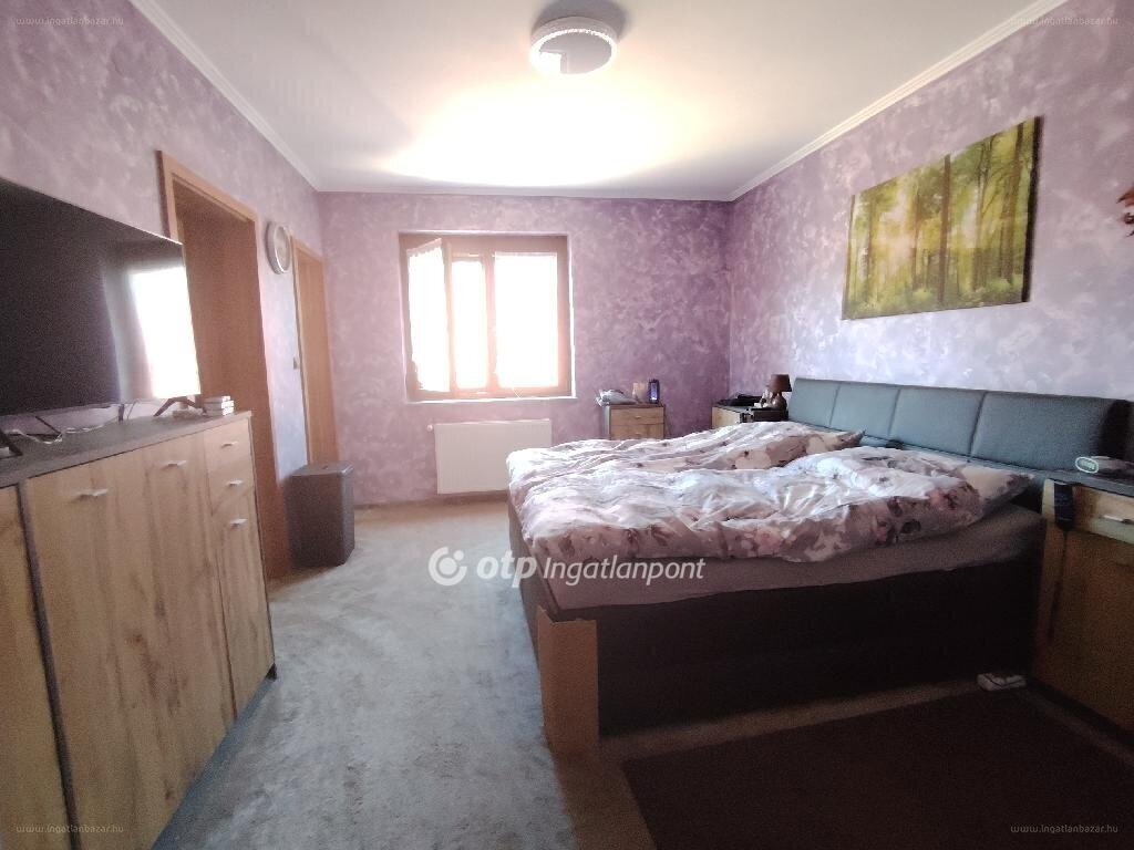 Ház · 5 hálószoba · 240 m² · 115.000.000 Ft