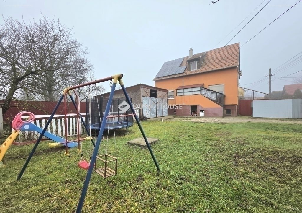 4 bed · 106m² · Családi ház · 97.900.000 ft