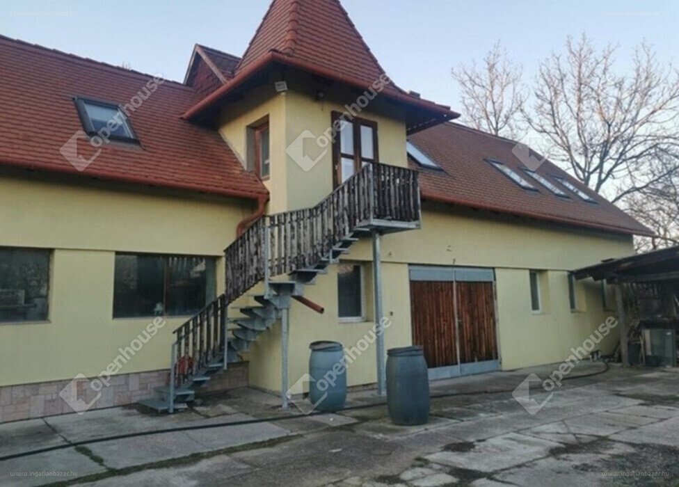 2 bed · 154m² · Családi ház · 108.000.000 ft