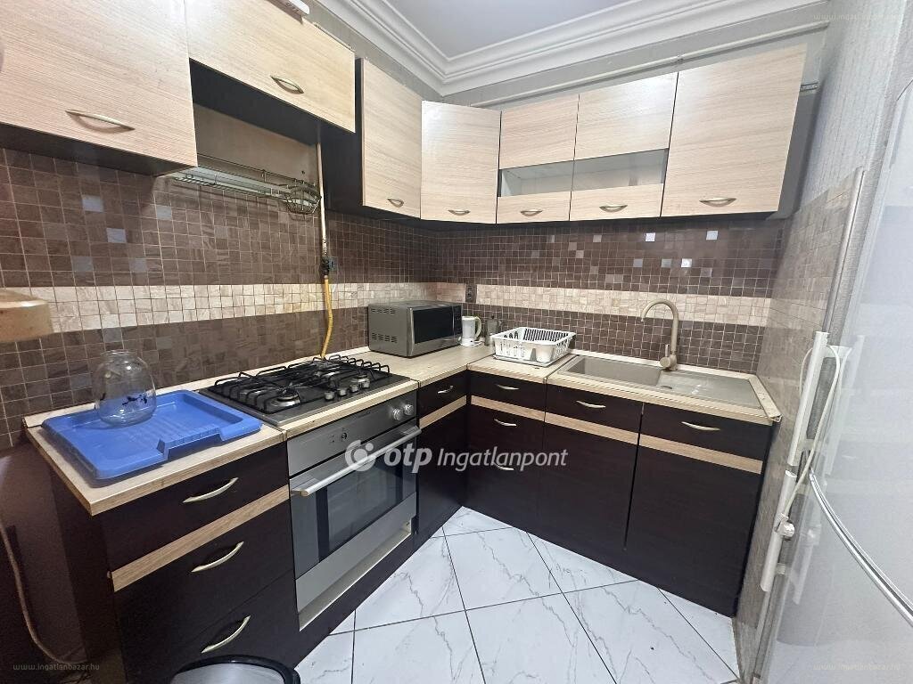 4 bed · 90m² · Családi ház · 76.900.000 ft