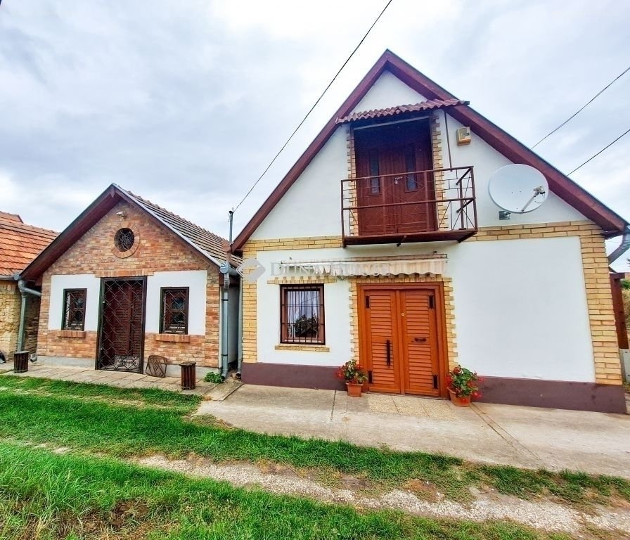 Telek · 9.900.000 Ft