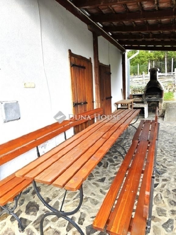 Ház · 8 hálószoba · 300 m² · 119.500.000 Ft
