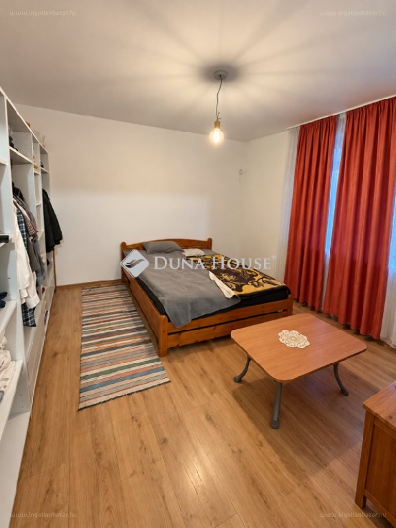 Ház · 4 hálószoba · 100 m² · 135.000.000 Ft