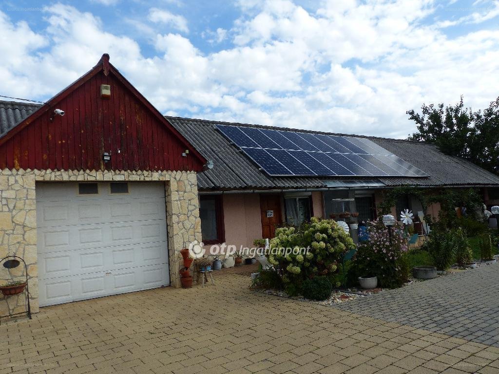 Ház · 4 hálószoba · 180 m² · 119.990.000 Ft