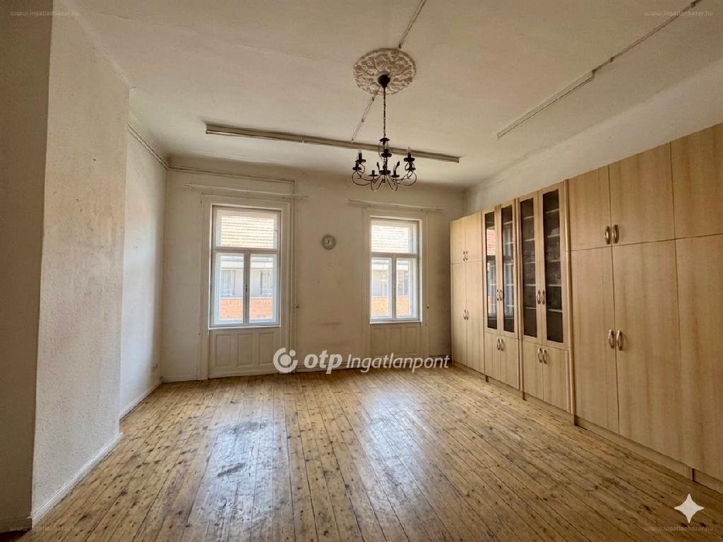 4 bed · 146m² · Lakás · 129.000.000 ft