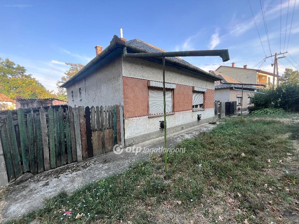 1 bed · 42m² · Családi ház · 7.600.000 ft