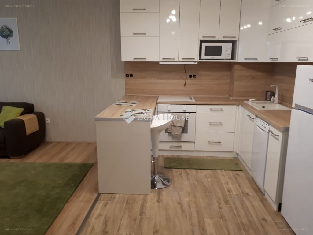 3 bed · 67m² · Lakás · 75.000.000 ft