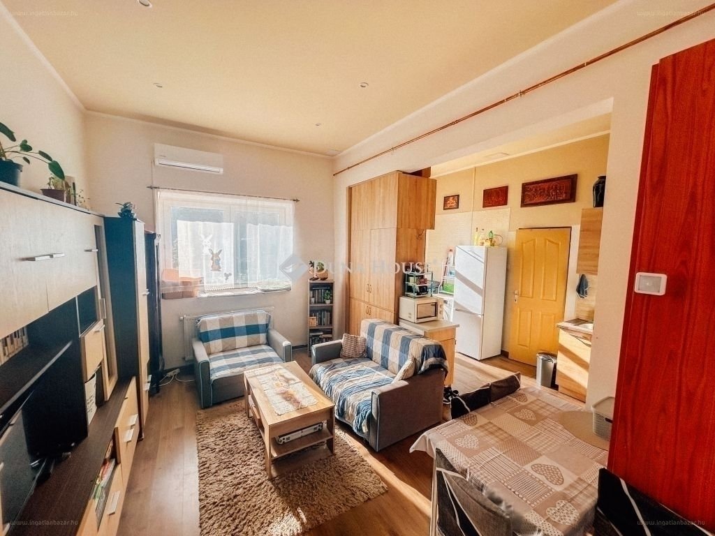 3 bed · 48m² · Lakás · 63.000.000 ft