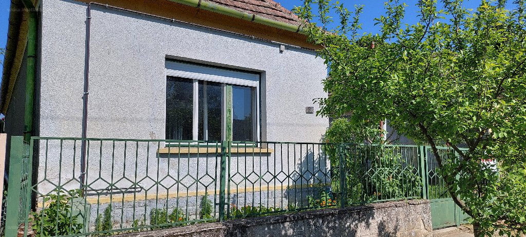 3 bed · 67m² · Családi ház · 15.900.000 ft