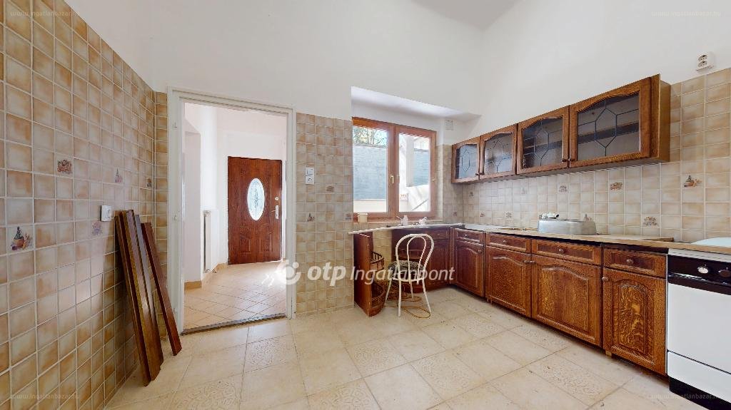 4 bed · 205m² · Családi ház · 93.900.000 ft