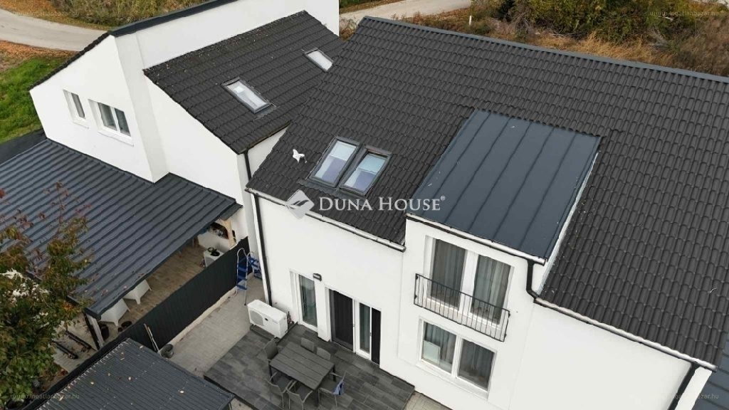 Lakás · 3 hálószoba · 62 m² · 63.500.000 Ft