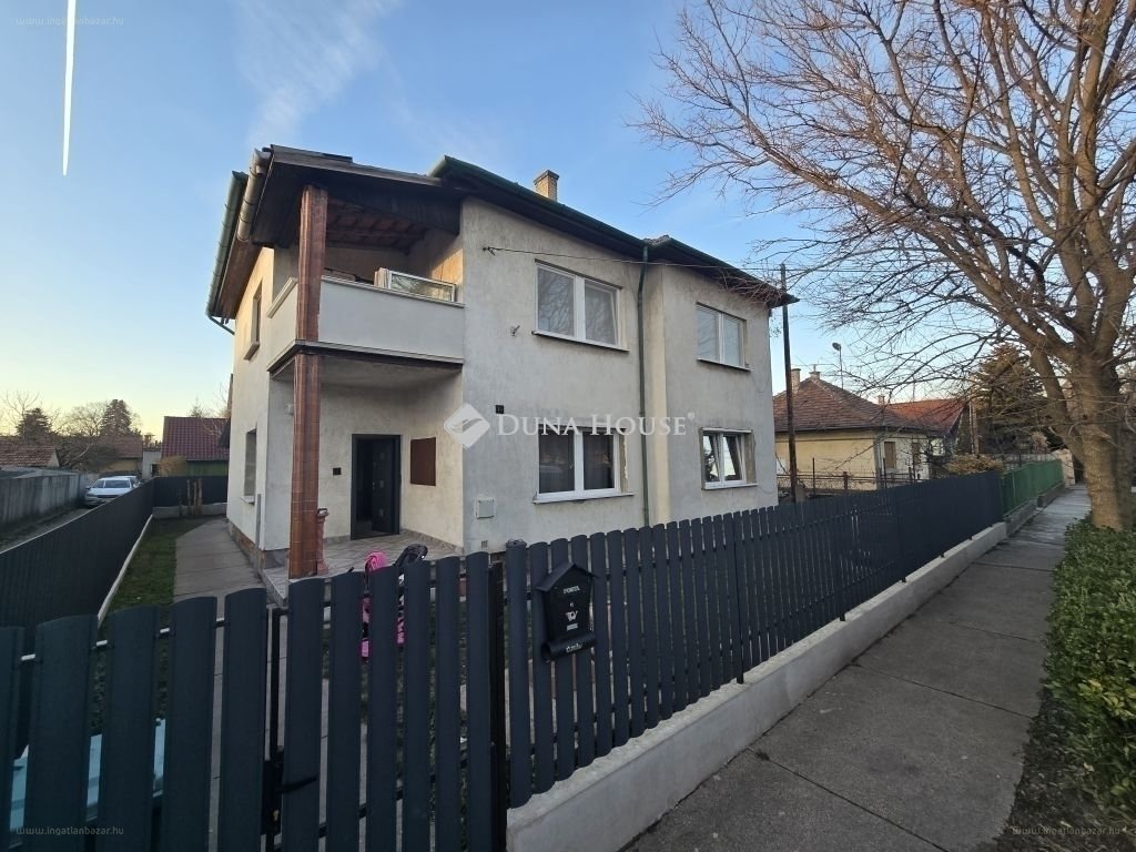 7 bed · 200m² · Családi ház · 149.900.000 ft