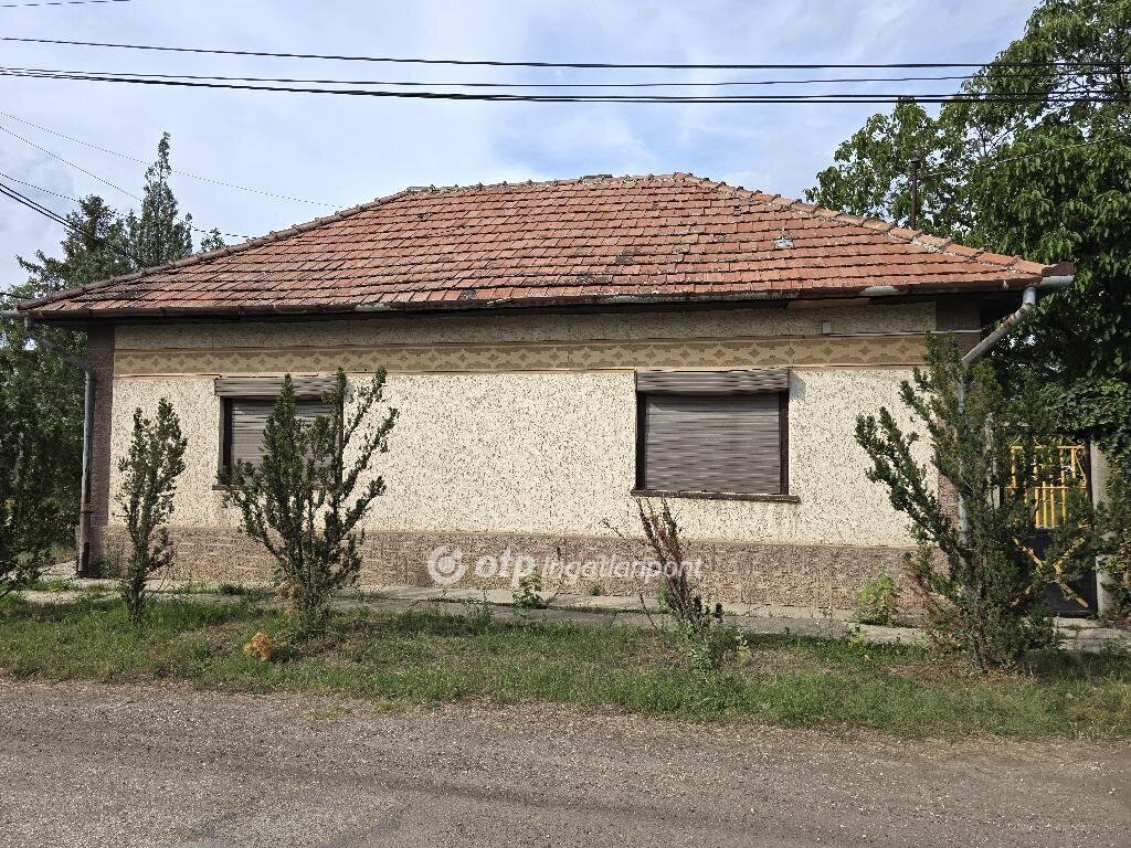 3 bed · 92m² · Családi ház · 18.999.999 ft