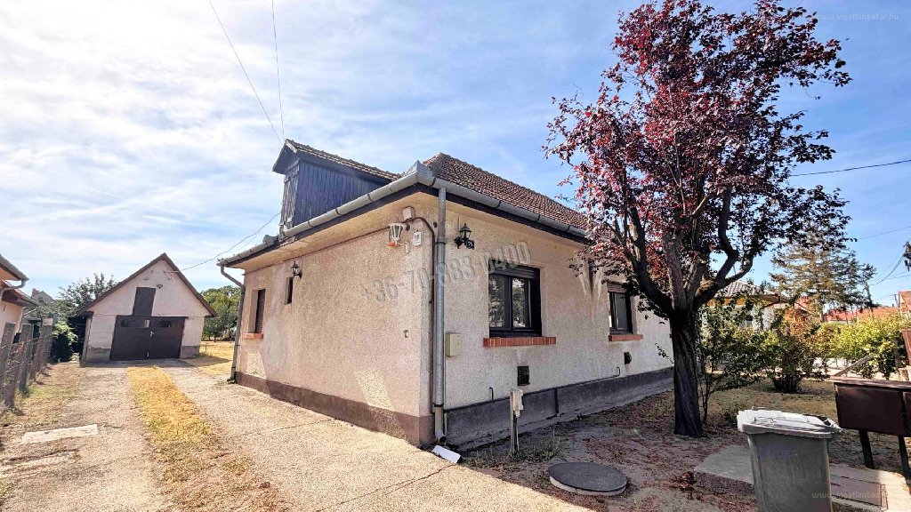 3 bed · 90m² · Családi ház · 69.990.000 ft