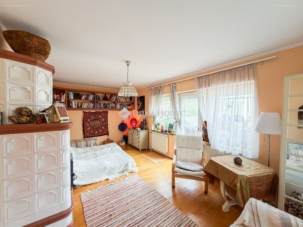 5 bed · 194m² · Családi ház · 174.000.000 ft