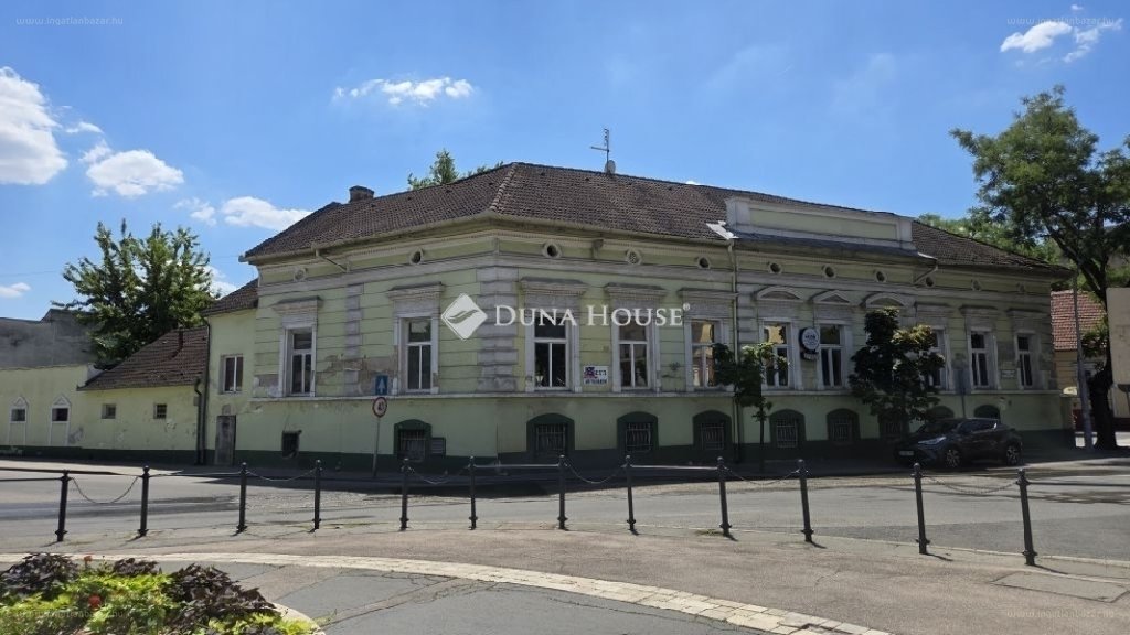 3 bed · 554m² · Családi ház · 280.000.000 ft