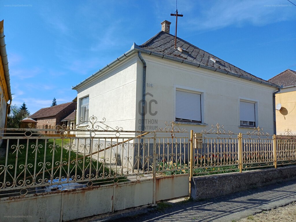 Ház · 3 hálószoba · 105 m² · 13.000.000 Ft