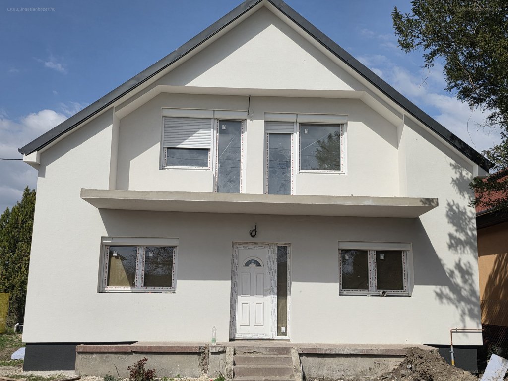 Ház · 3 hálószoba · 168 m² · 99.900.000 Ft