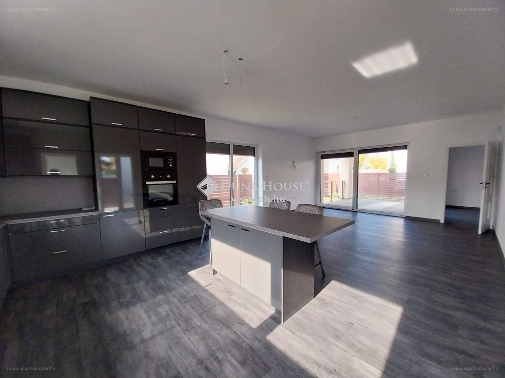 1 bed · 139m² · Ház · 180.000.000 ft