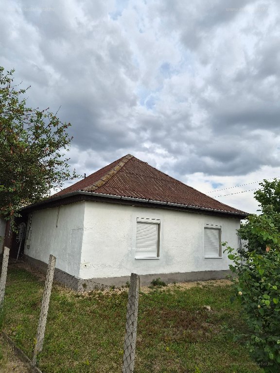 2 bed · 80m² · Családi ház · 26.500.000 ft