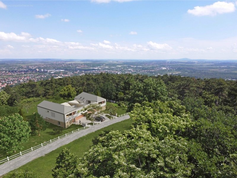 4 bed · 150m² · Családi ház · 199.000.000 ft