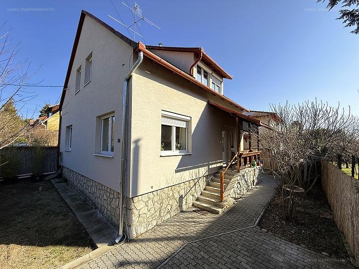 5 bed · 122m² · Családi ház · 139.900.000 ft