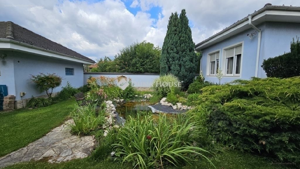 4 bed · 158m² · Ház · 159.990.000 ft