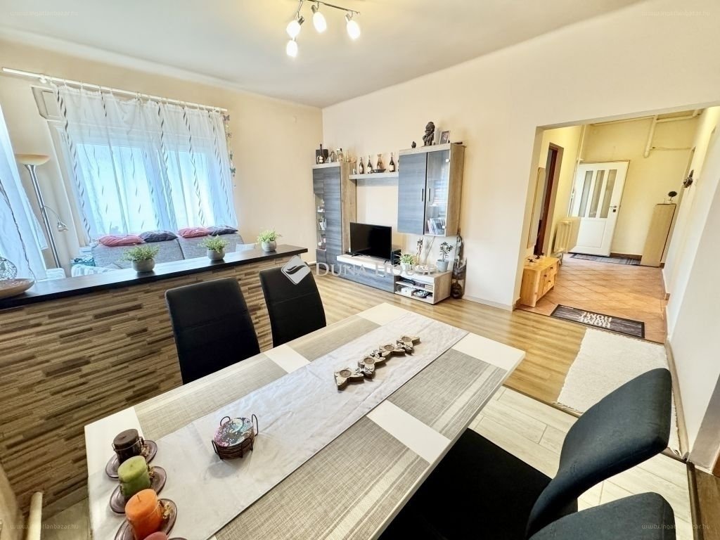 Ház · 4 hálószoba · 89 m² · 87.900.000 Ft
