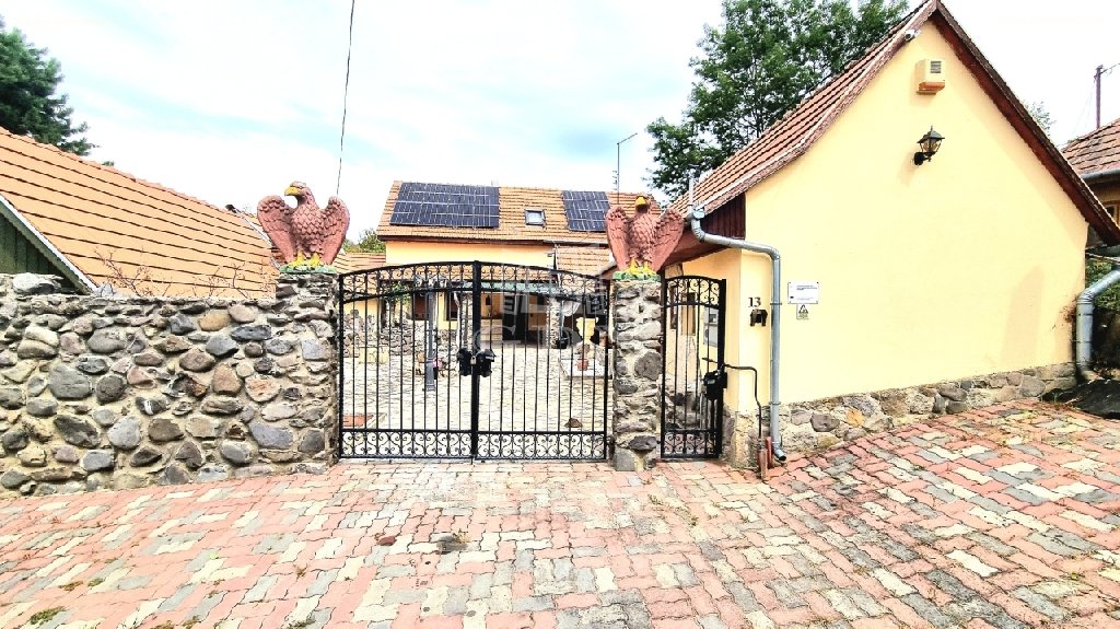 3 bed · 110m² · Családi ház · 69.000.000 ft