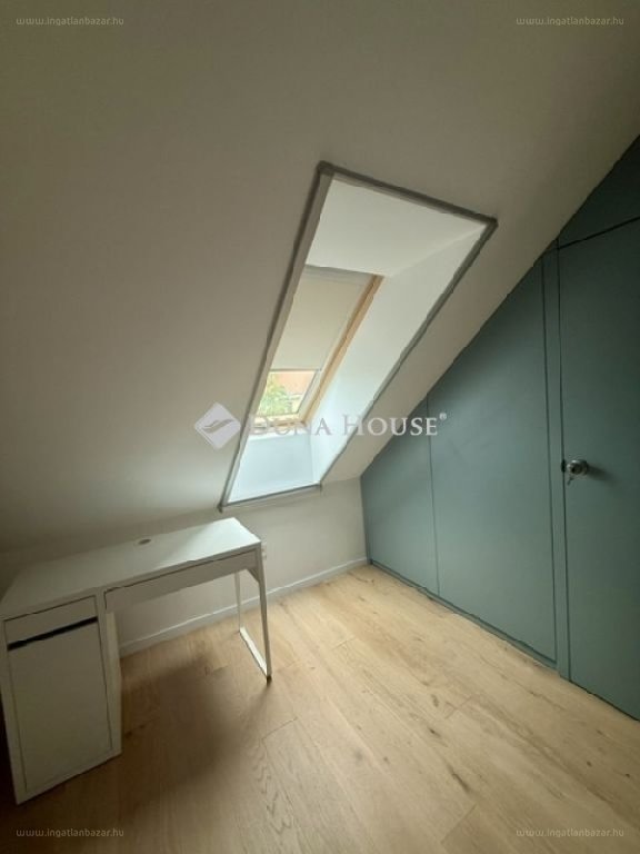 Lakás · 3 hálószoba · 89 m² · 118.900.000 Ft